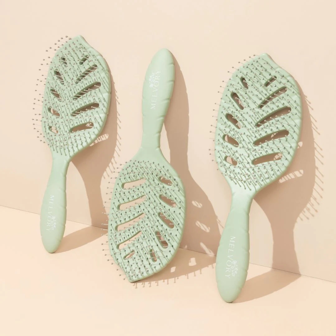 ** NEW IN!! ** Melvory Hairbrush